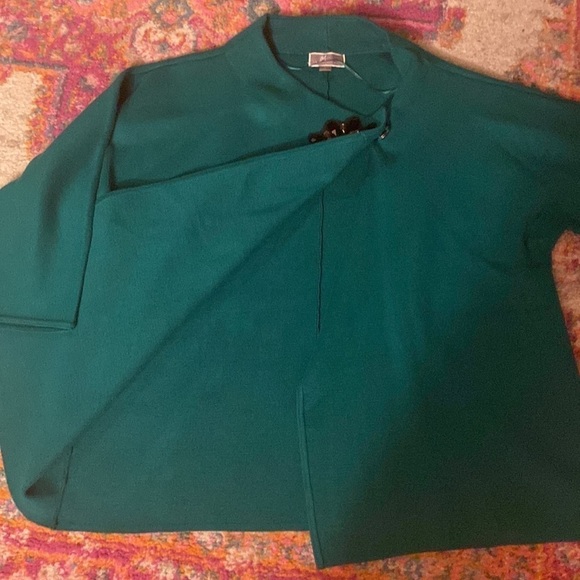Women’s Green Classy Sweater Size LargeNew Without Tag - Picture 8 of 10